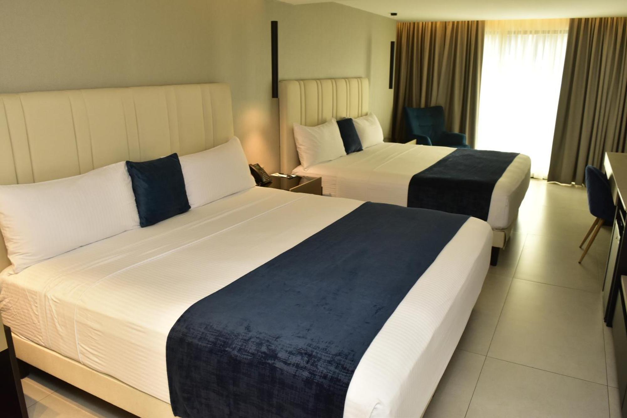 Hotel Veuxor Мачала Екстериор снимка